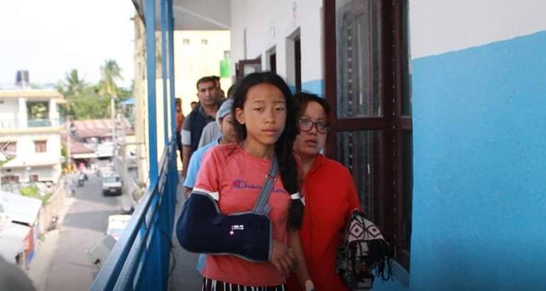 पाँचथर हत्या काण्ड: भागेर बाच्न सफल सीताको लाईफलाईन अस्पताल दमकमा उपचार हुदै