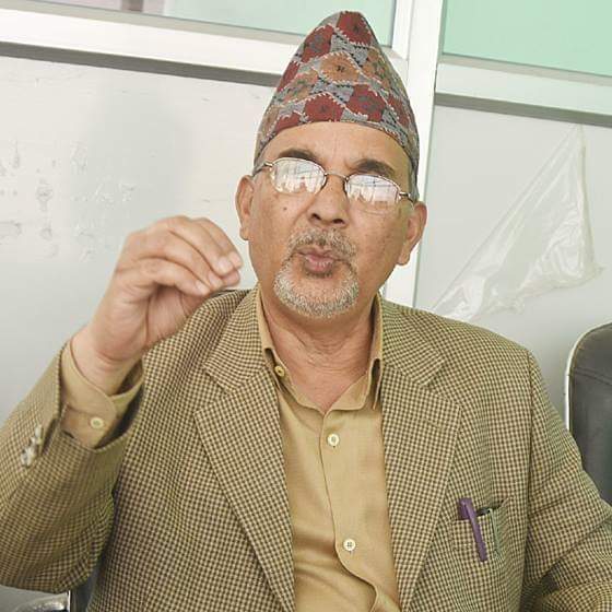 किन प्रहरी बारम्बार फणिन्द्र नेपालको घरमा बिना पुर्व जानकारी प्रवेश गर्छ?