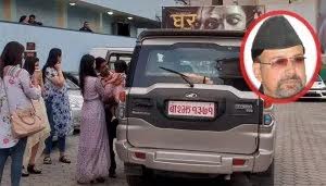 सरकारी गाडीको दुरुपयोग: सरकारी गाडी लिएर फिल्म हेर्न हलमा | OmkarTimes.com