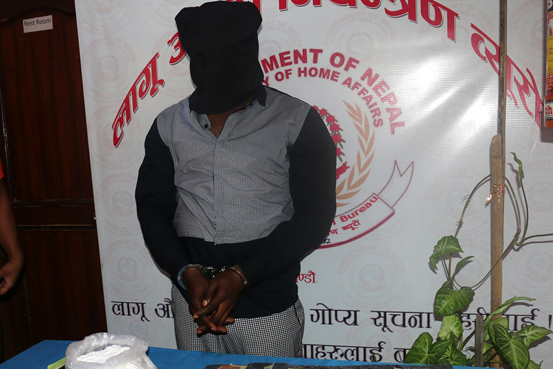 पाँच करोडको कोकिन बोकेर नेपाल आईपुगेका आइभोरी कोस्टका युवा पक्राउ