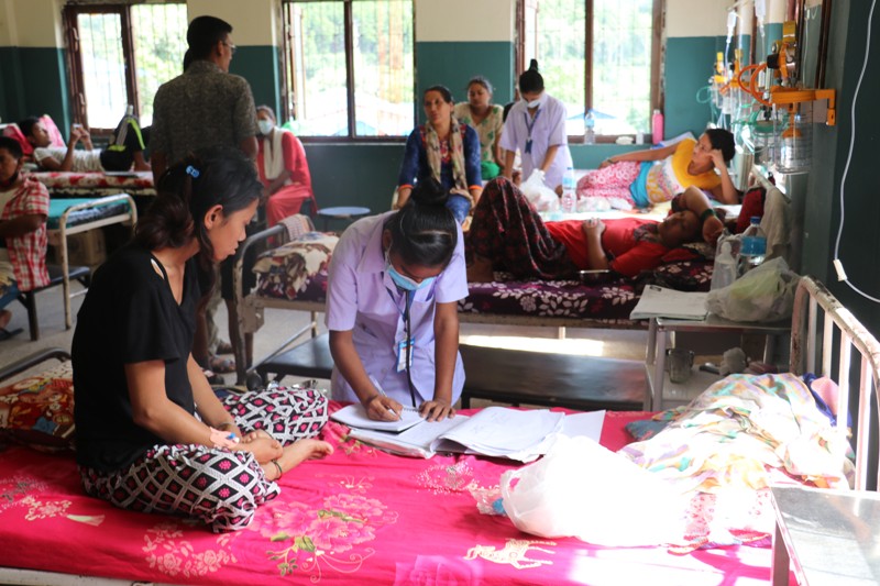 डेङ्गुका बिरामीले भरिँदै काठमाडौं उपत्यकाका अस्पताल