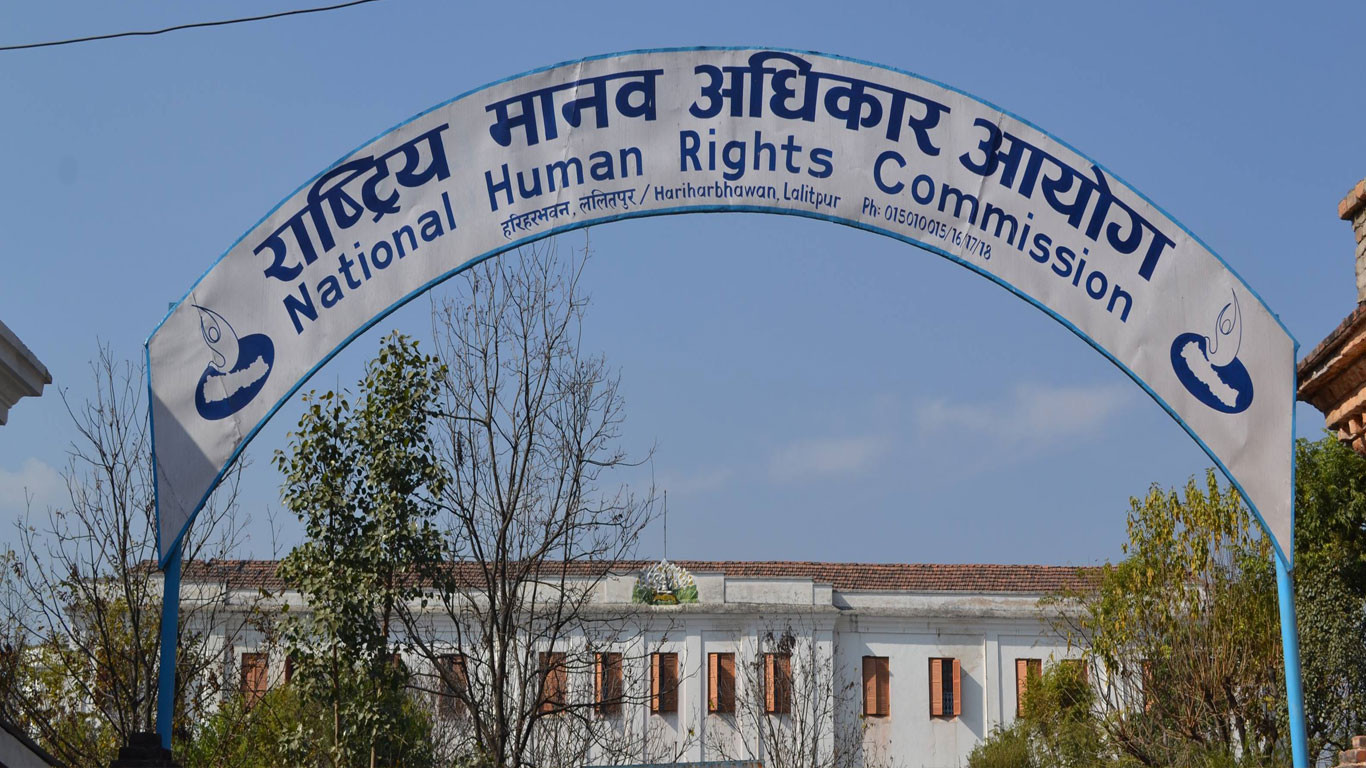 ‘महामारीका बेला पत्रकारको रोजगारी सुनिश्चित गर’-मानव अधिकार आयोग