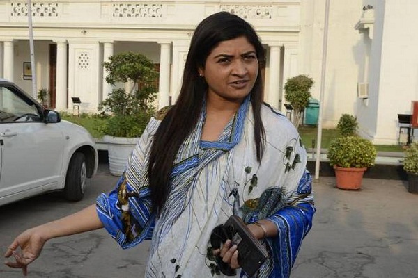 ‘चौकिदार चहिए नेपालबाट ल्याउँछौं’ भनेर अपमानजनक टिप्पणी गरेकी अल्का लाम्बाको लज्जास्पद हार
