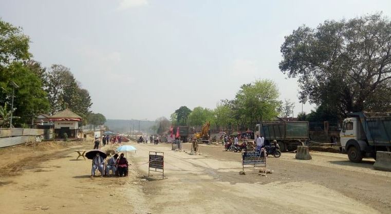 पूर्वी नाका काकडभिट्टामा चहलपहल घट्यो, काँकरभिट्टा – पानीट्याङकी आवतजावत गर्ने अटो समेत बन्द