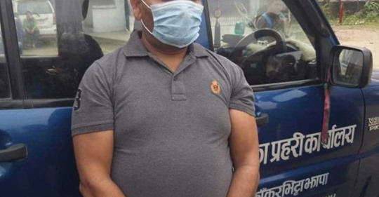 सैनिक हुँ भन्दै ठगी गर्ने एक जना पक्राउ