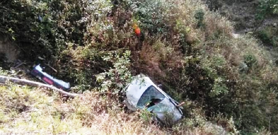 डोटीमा कार दुर्घटना, ६ जना घाइते