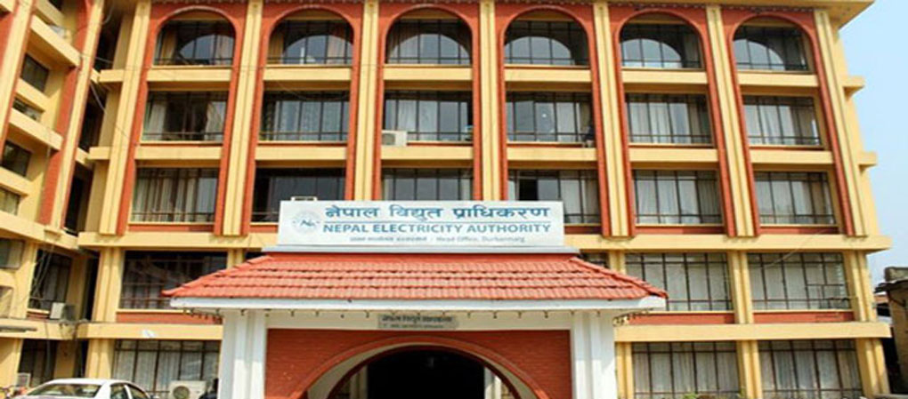 किन गइरहन्छ झ्याप्प–झ्याप्प बिजुली ? ‘बिजुली नपुगेर होइन, मौसम सिर्जित समस्या’