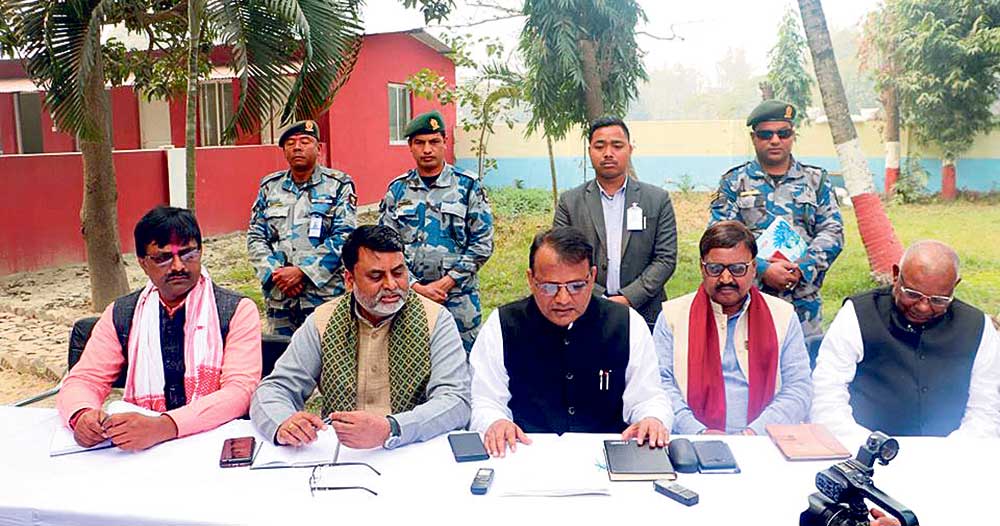सरकारविरुद्ध मन्त्रीहरूकै संघर्ष