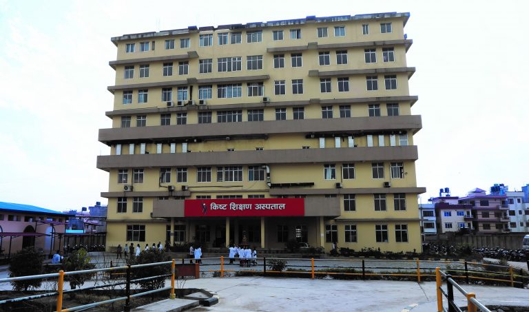 कोरोनाबाट मृत्यु भएका ललितपुरका ५६ वर्षीय पुरुषको शव व्यवस्थापनको तयारी