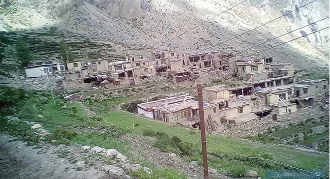 चीनले बस्ती लियो, नेपालले भिर पायो