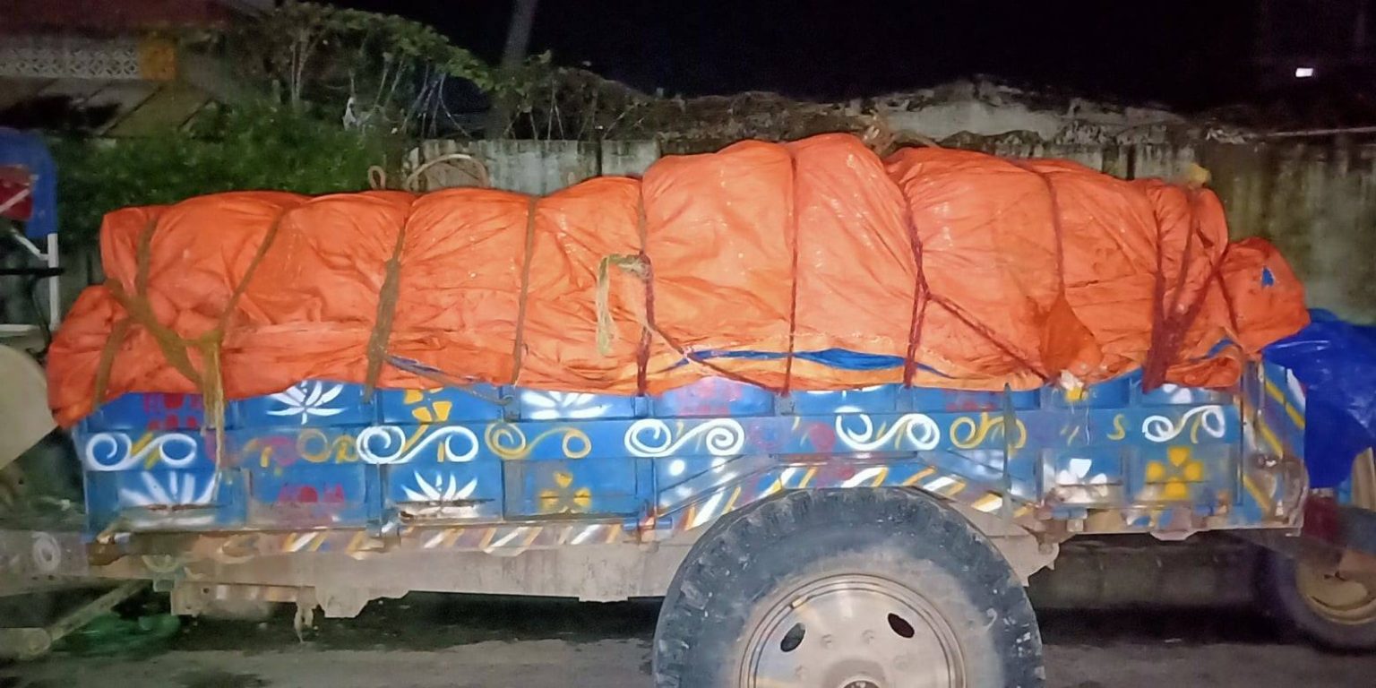 २१ लाख बराबरको मदिरासहित चारवटा ट्याक्टर प्रहरीको नियन्त्रणमा
