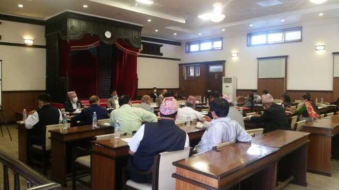 वन पैदावारको टेन्डर प्रक्रिया खुल्ला गर्न उद्योग समितिले दियो निर्देशन