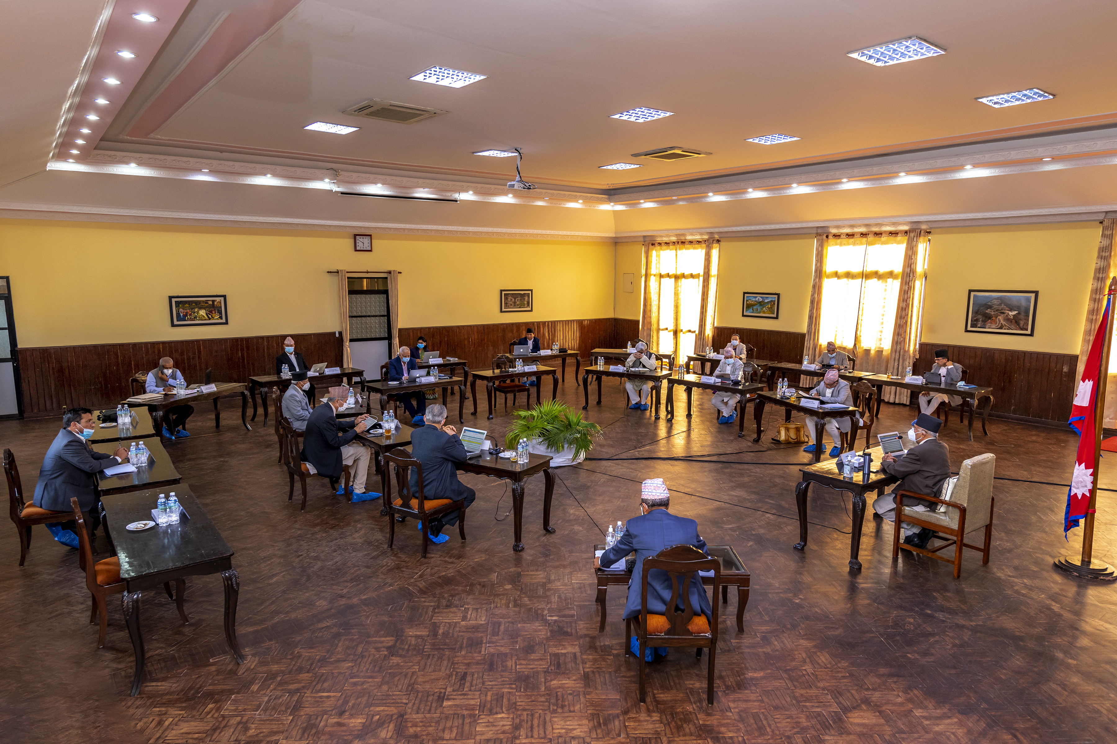 मन्त्रिपरिषद् बैठक ६ बजे बस्दै