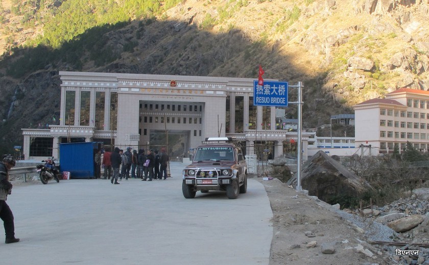रसुवागढी नाकाबाट सामान आउन थाल्यो, पहिलो चरणमा ४ वटा चिनियाँ गाडी आइपुगे