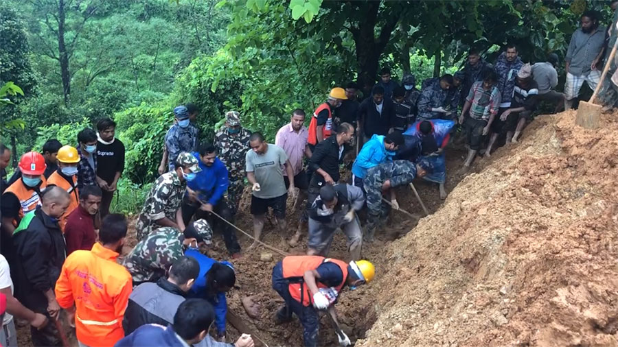 स्याङ्जामा पहिरो : ५ जनाको शव भेटियो