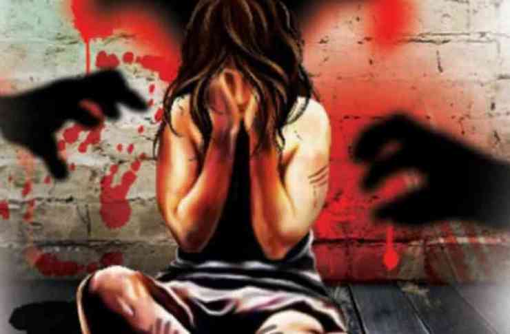 युवती बलात्कारको आरोपमा शिक्षक सहित तीन जना पक्राउ
