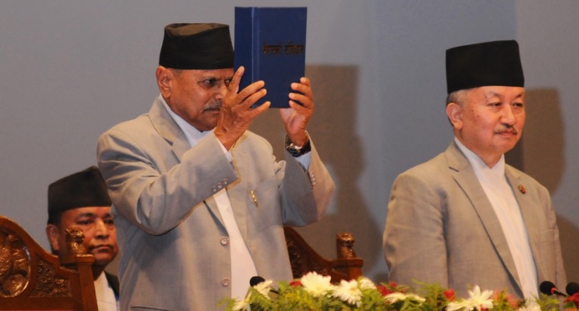 संविधान दिवस : सुस्त कार्यान्वयन, नागरिकको मौलिक हकमाथि खेलाँची