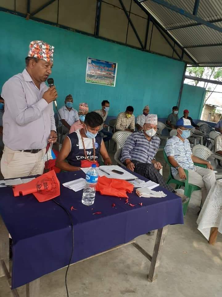 विभिन्न पार्टी परित्याग गरि सयौं कार्यकर्ता राप्रपामा प्रवेश