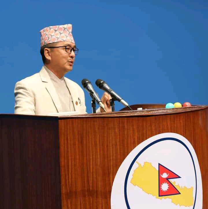नेपालको नामबाट ‘गणतन्त्र’ हटाएको राम्रो, अब ‘संघीयता’ पनि खारेज गर्नुपर्छ : सांसद लिङ्देन