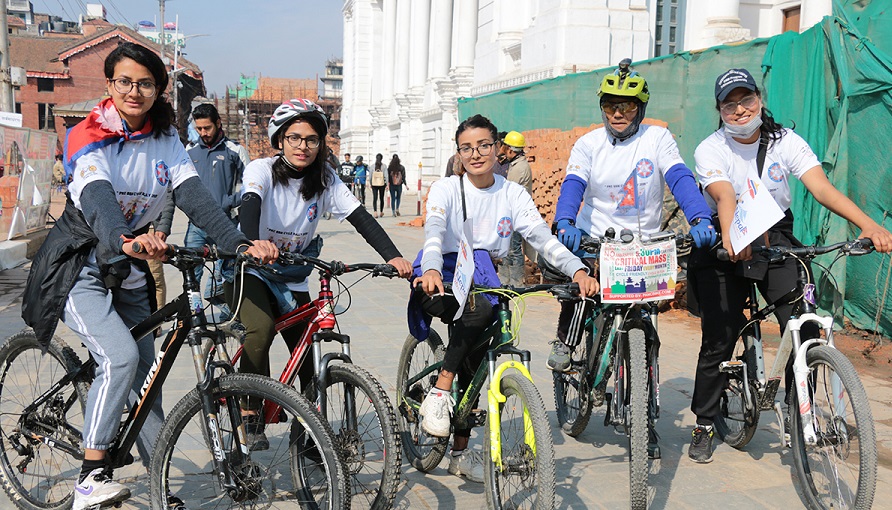 महिला हिंसा अन्त्यका लागि साइकल र्‍याली