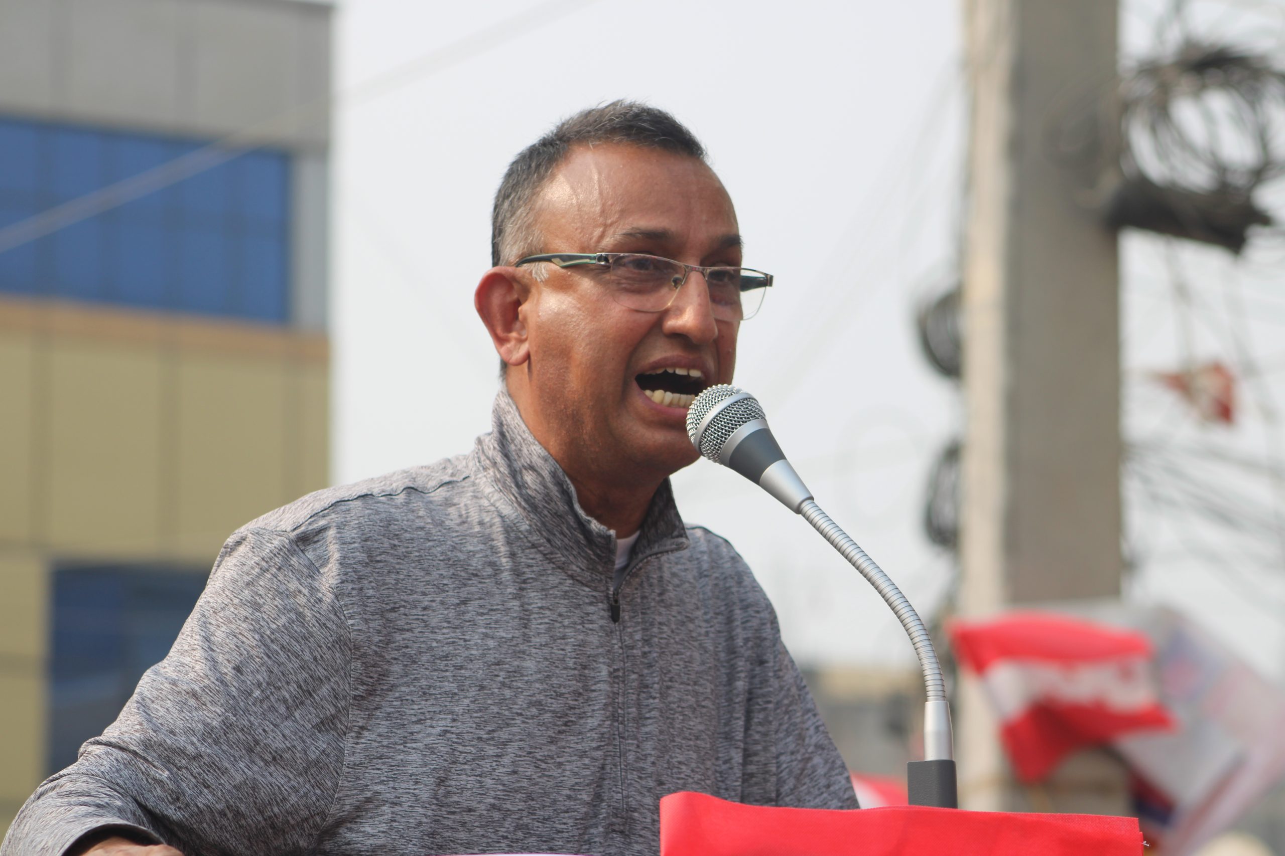 जनताको जनमतले मात्रै संविधानको रक्षा हुने: महेश आचार्य