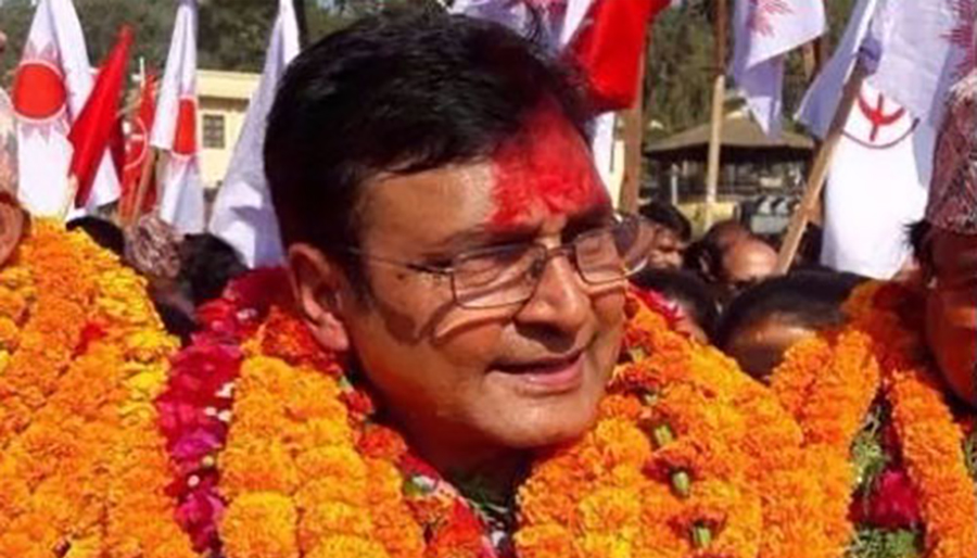 सांसद पद छाड्छु,तर ओलीको साथ छाड्दिनँ : मन्त्री रायमाझी