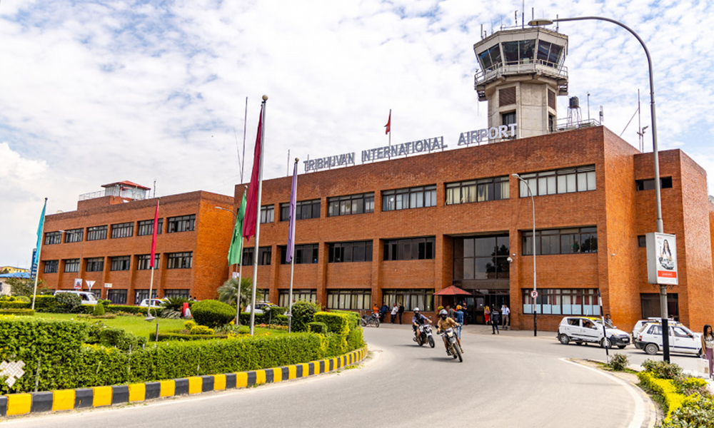 त्रिभुवन अन्तर्राष्ट्रिय विमानस्थलबाट ३ किलो ३ सय ६० ग्राम सुन सहित २ जना पक्राउ