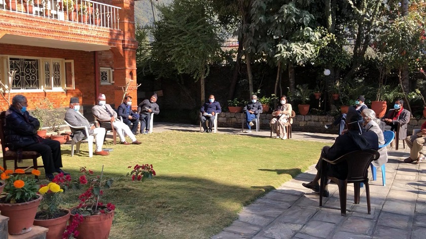 नेपाली काँग्रेसको पदाधिकारी बैठक जारी   (बूढानीलकण्ठ)