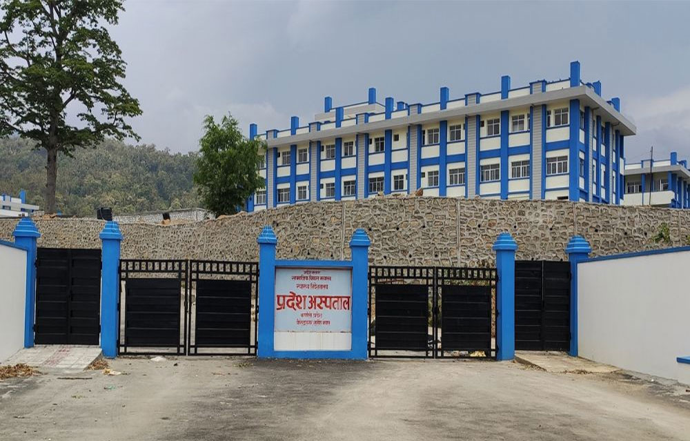 कर्णालीमा अक्सिजन अभाव, प्रदेश अस्पतालले कोभिडका बिरामी भर्ना लिन छोड्यो