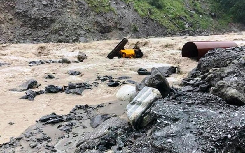 बाढीपहिरोको जोखिममा जलविद्युत् आयोजना, कहाँ कति क्षति ?