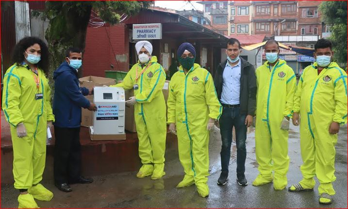 खाल्सा एड ईन्टरनेश्नलले ‘कन्ट्रिव्युसन फर नेपाल’ सँगको सहकार्यमा भक्तपुर अस्पताललाई पाँच थान अक्सिजन कन्सन्ट्रेटर प्रदान