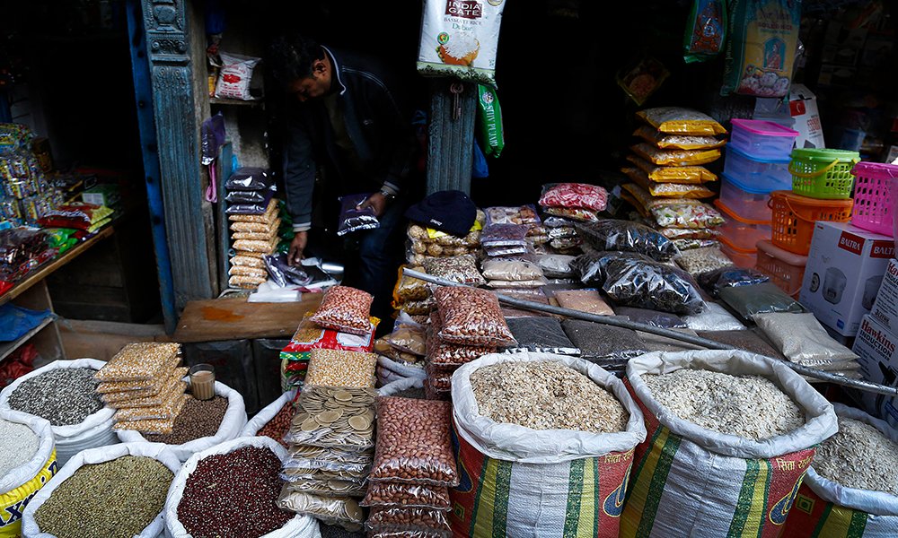 भोलिदेखि काठमाडौंका पसलहरु बेलुका ७ बजेसम्म खुल्न पाउने