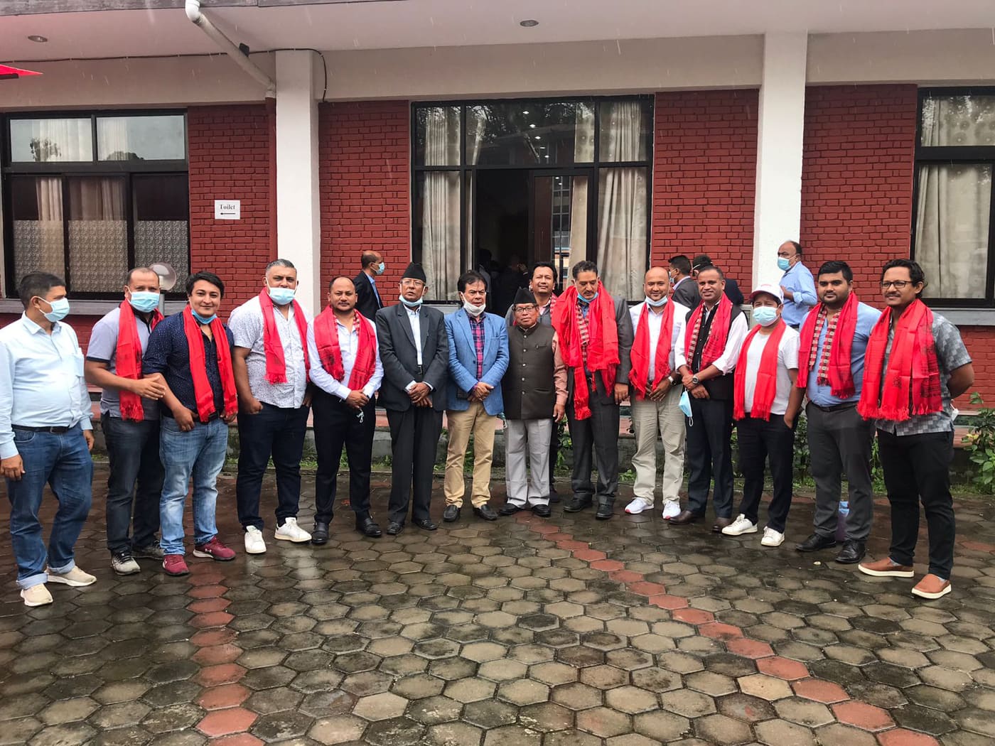पोखराका पर्यटन व्यवसायीहरु नेपाली कांग्रेसमा प्रवेश