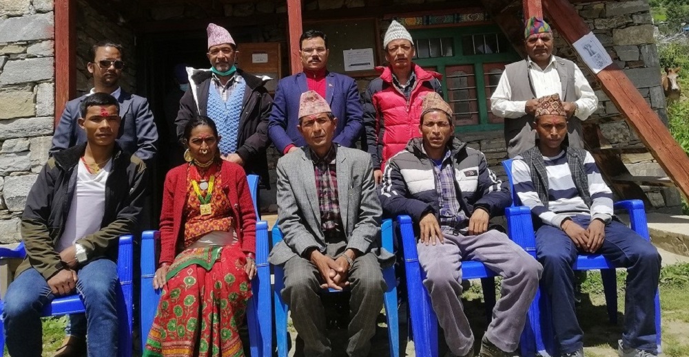 हुम्लामा नेकपा एमालेबाट निर्वाचित स्थानीय तहका पाँच जनप्रतिनिधिले एकीकृत समाजवादी पार्टीमा सनाखत