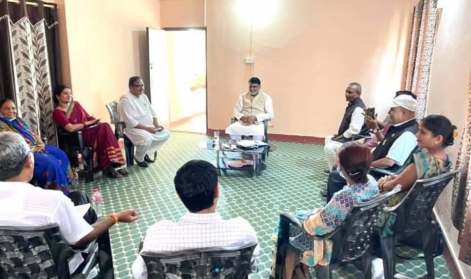 एमालेसँग चुनावी तालमेलका लागि लोसपाले बनायो वार्ता समिति