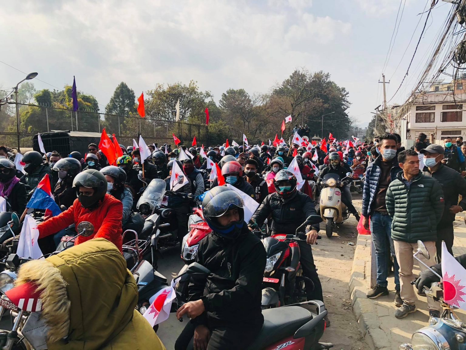 बन्दको विरोधमा युवाको मोटरसाइकल र्‍याली