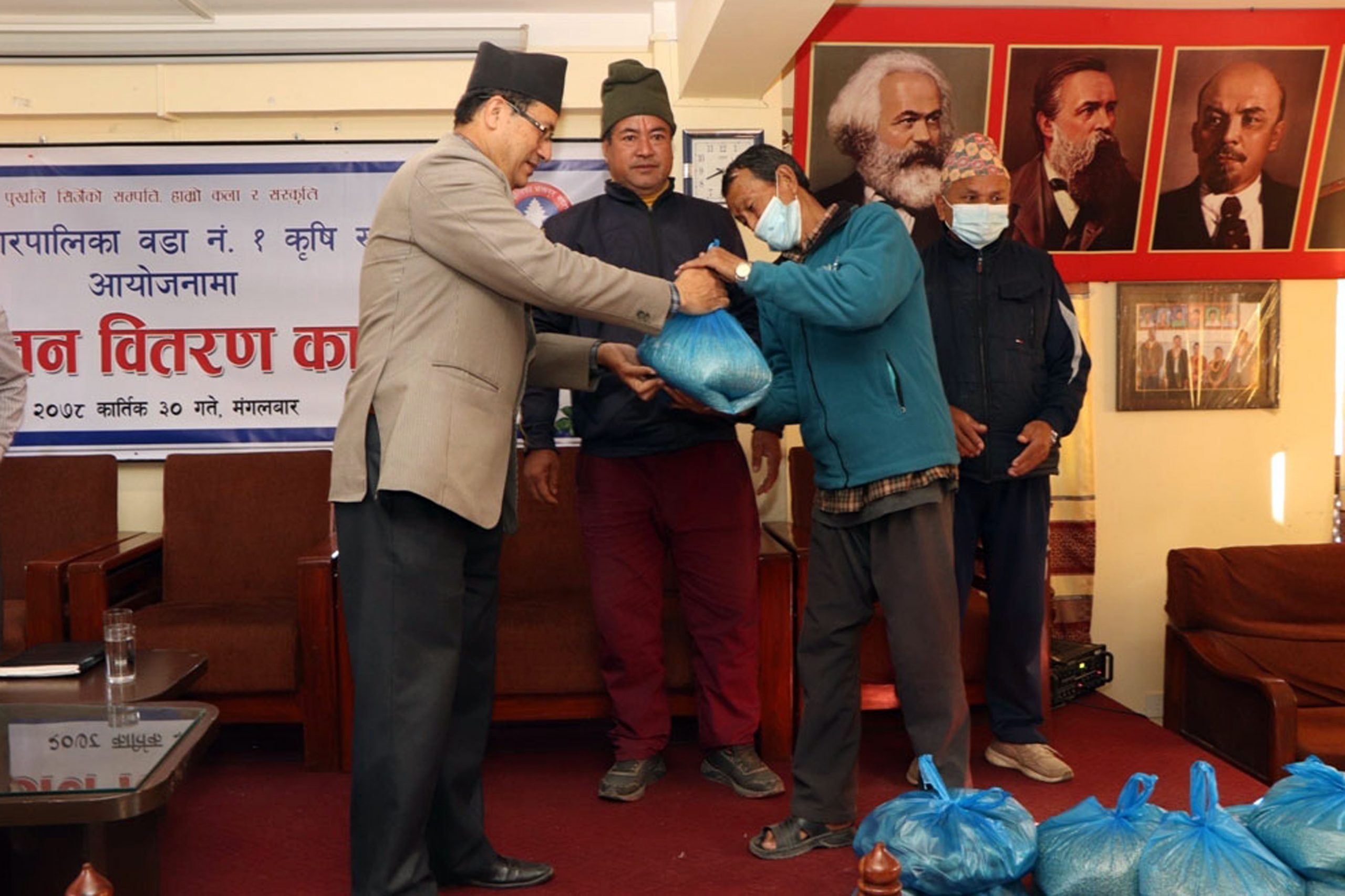 किसानलाई अनुदानमा आलुको बीउ