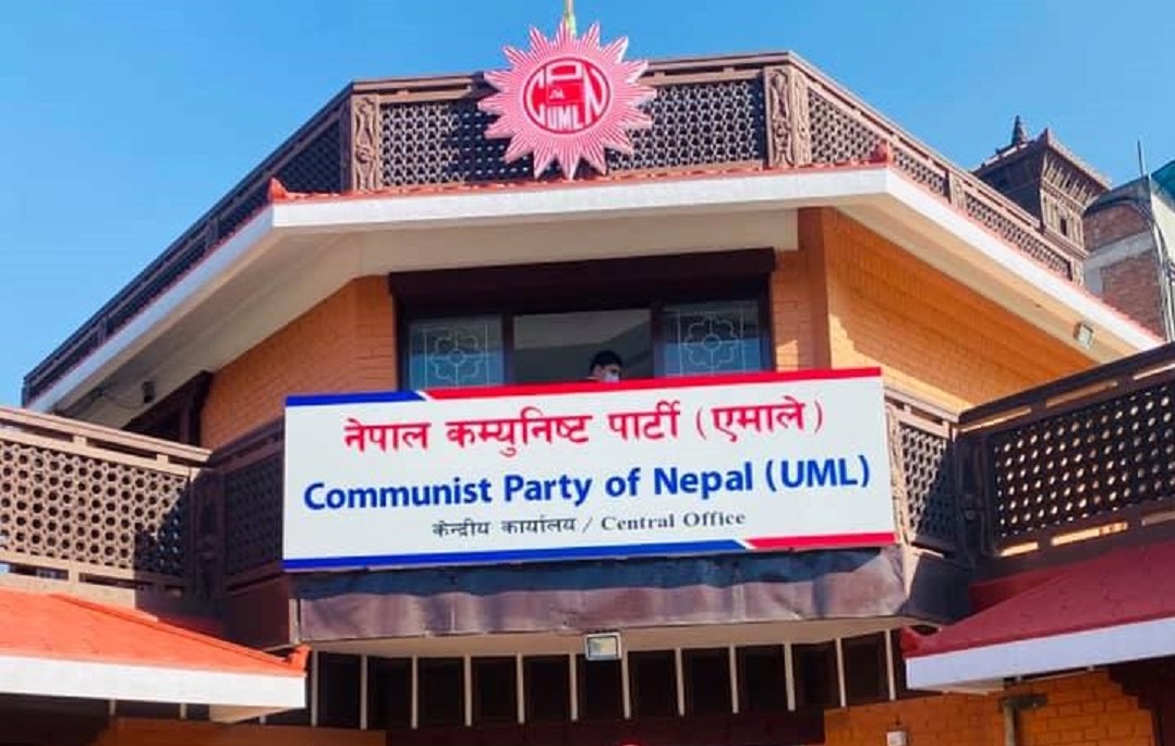 एमालेको नेतृत्वमा महिला र दलितले पाएनन् ठाँउ