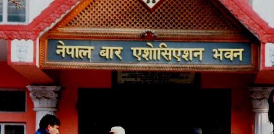 प्रधानन्यायाधीशको परिवारबाट न्यायालयमा विचौलियाको संरक्षणः अध्यक्ष श्रेष्ठ