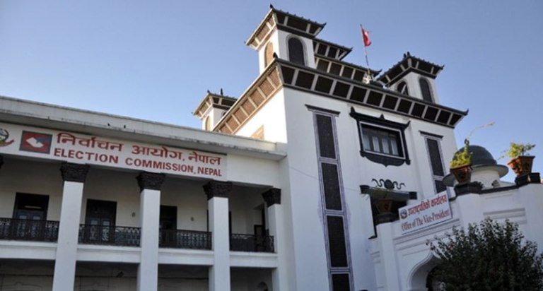 निर्वाचनको मिति तय भएसँगै मतदाता नामावली संकलन आजबाट स्थगित