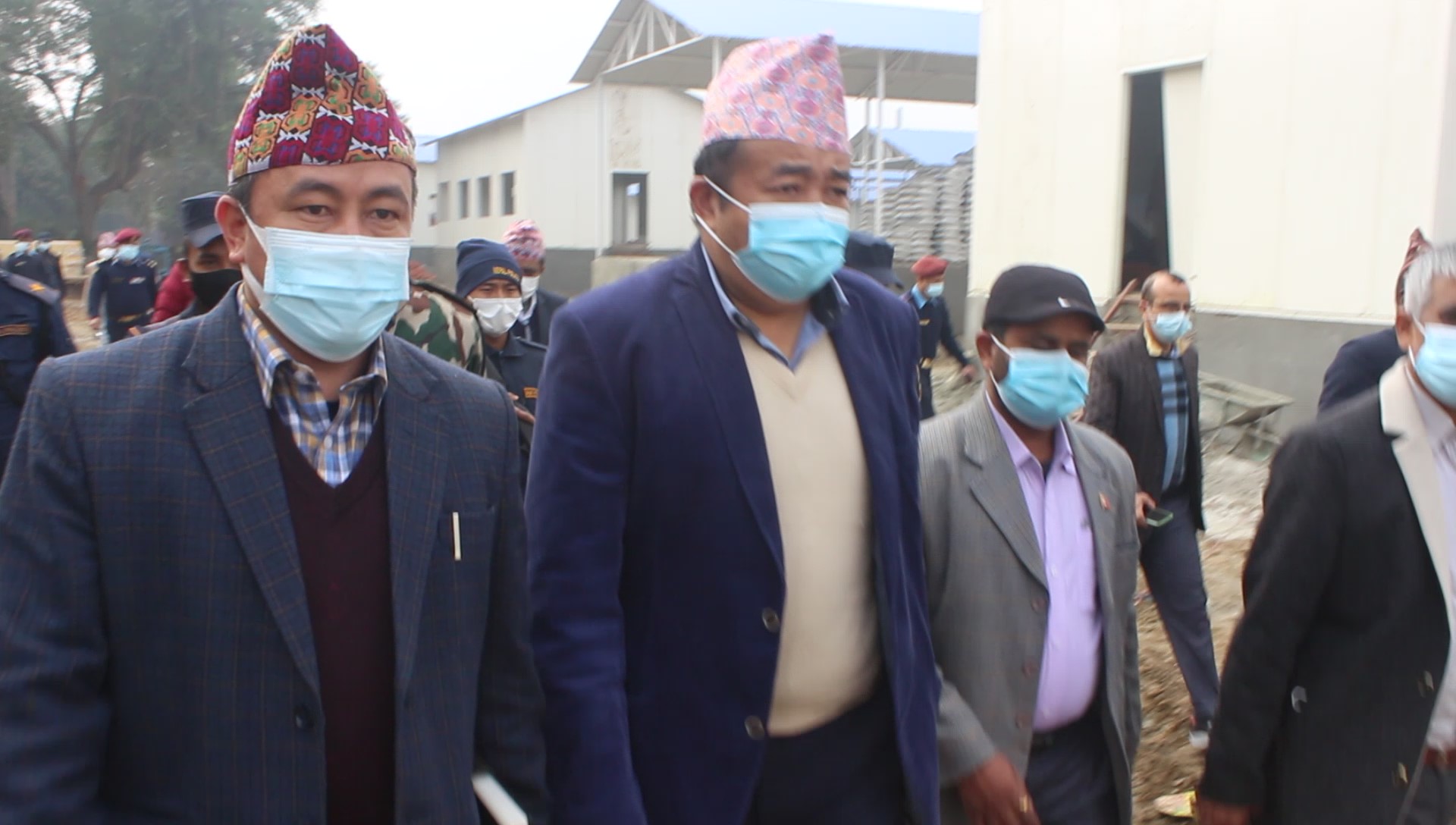 पाँच दिनभित्र होल्डिङ सेन्टर बनाइसक्न मुख्यमन्त्री राईको निर्देशन