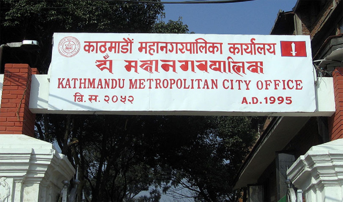 काठमाडौंको मेयरमा तीन जना कलाकारको दाबी