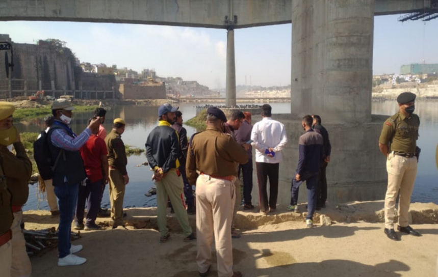 भारतमा कार दुर्घटना हुँदा दुलहासहित नौंको मृत्यु
