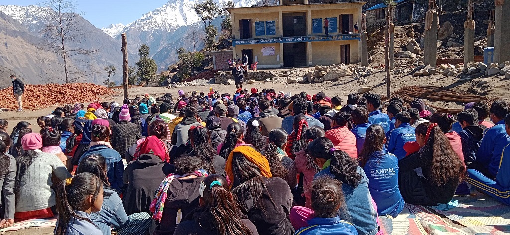 दार्चुलाभर विद्यालयमै स्वास्थ्य शिविर