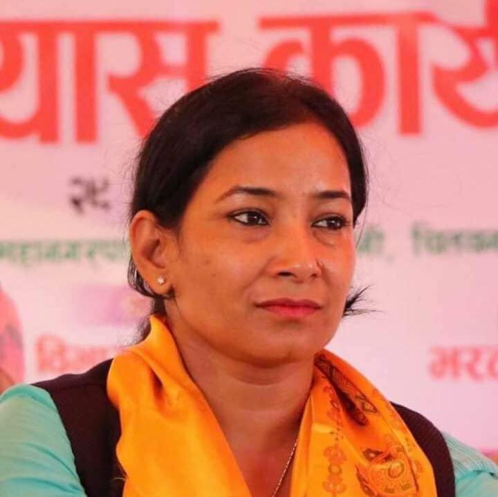 रेनु दाहाल एमालेका उम्म्दवार भन्दा साढे ७ हजार मतले अघि