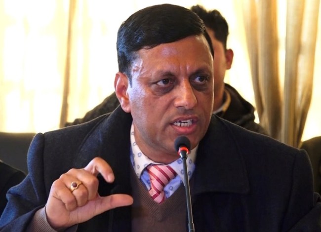 बलात्कारमा हदम्याद बढाउन सकिँदैन, अहिलेको प्रदर्शन उचित होइन : वरिष्ठ अधिवक्ता टीकाराम भट्टराई