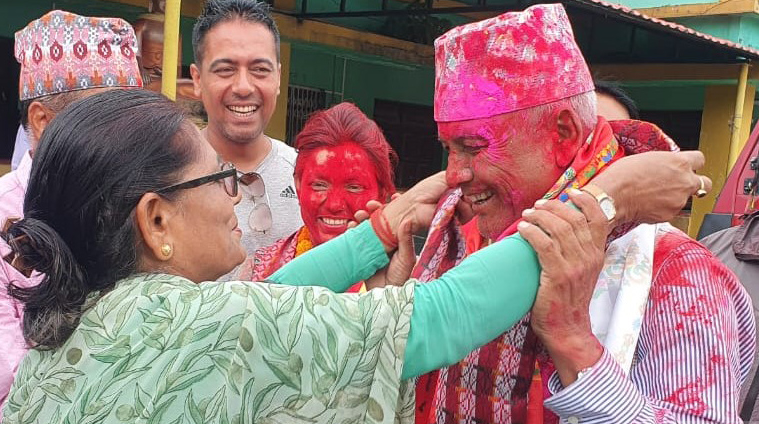 ओलीकै गृहनगरमा एमालेको हार, राप्रपा विजयी