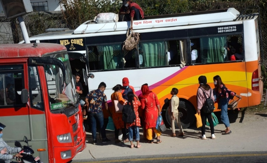 डेढ सय रुपैयाँसम्म घट्यो गाडी भाडा