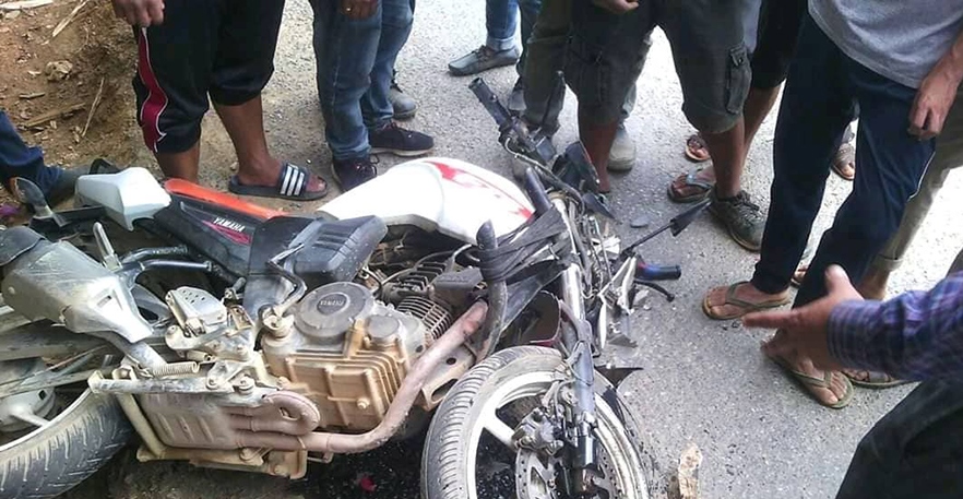 पुलबाट मोटरसाइकल खस्दा २ जनाको मृत्यु