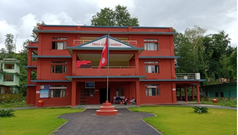 सिन्धुली प्रशासनद्वारा बिहान ७ देखि साँझ ७ बजेसम्म सेवा